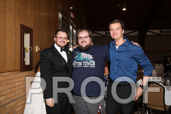 8L2A6077 Wedding - Reception with Family and Friends