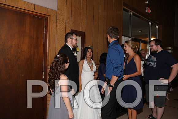 8L2A6074 Wedding - Reception with Family and Friends
