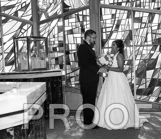 8L2A5807 aaa B&W Wedding - Bride and Groom