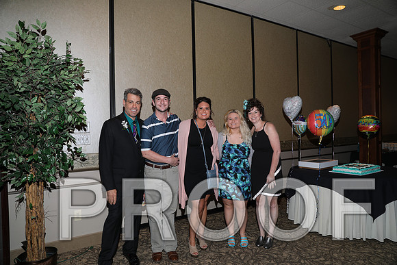 8L2A9827 Family and Friends
