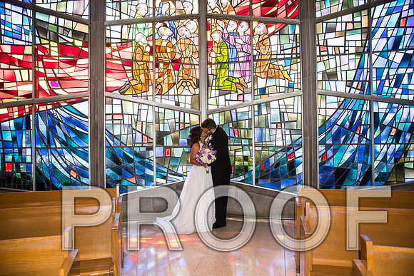 8L2A5823 aaa Wedding - Bride and Groom