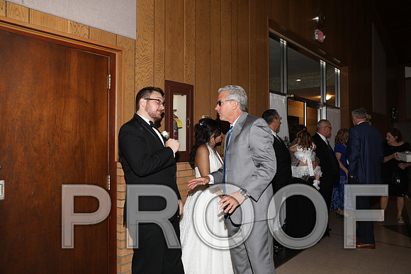 8L2A6068 Wedding - Reception with Family and Friends