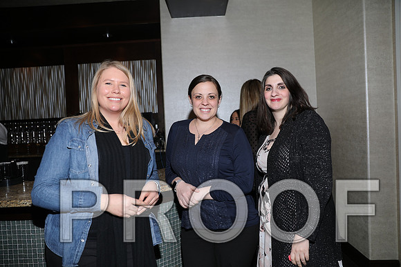 8L2A6675 Beautiful event surrounded by family and friends