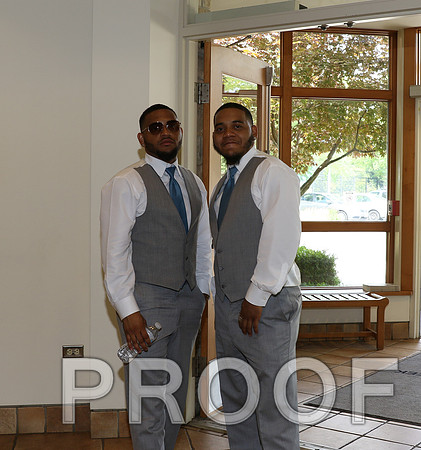 IF6A1515 / Groom preparing for the big day
