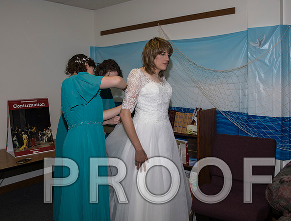 8L2A0538 aaa Wedding - Bride getting ready for the big day