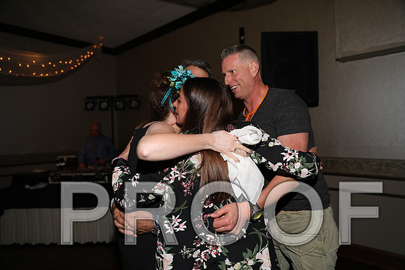 8L2A0085 Guests & Family Dancing and Partying