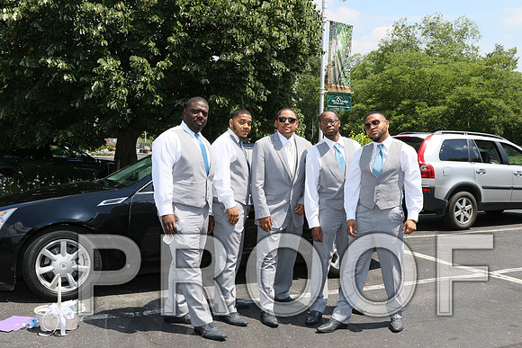 IF6A1509 / Groom preparing for the big day