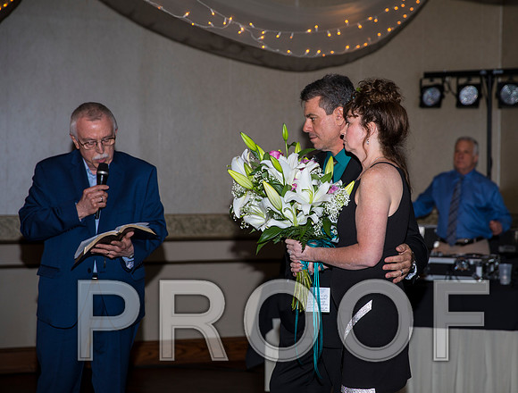 8L2A9979 aaa Surprise Wedding Vow Renewal Ceremony