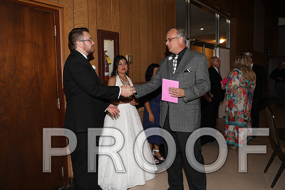 8L2A6031 Wedding - Reception with Family and Friends