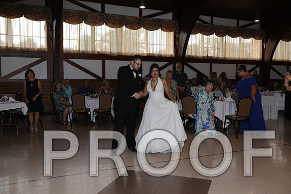 8L2A6121 Wedding - First Dance