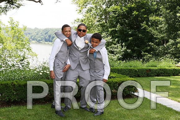 IF6A1572 / Groom preparing for the big day