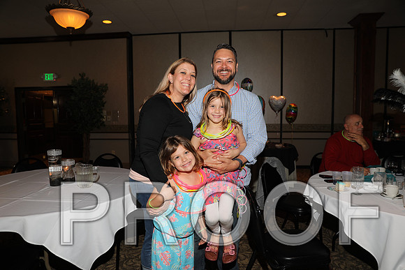 8L2A0403 Guests & Family Dancing and Partying
