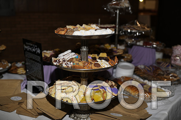 8L2A5973 Wedding - Reception with Family and Friends
