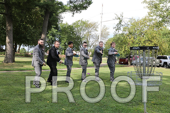 8L2A5923 Wedding - Bride and Groom with the Bridal Party