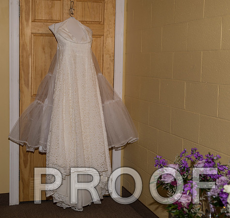 8L2A5284 aaa Wedding - Bride getting ready for the big day